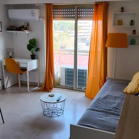 Guignon - Sunny Comfort Close To The Port & Station * Antibes